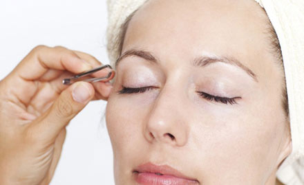 Amazing  Beauty Parlour & Spa Podanur - Glow with 60% off on Beauty Services at Rs. 9
