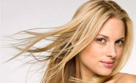 Rrim Jhim Beauty Parlour Shakti Nagar - 40% off on Beauty Services at Rs. 49. Ticket To The Beauty Kingdom! 