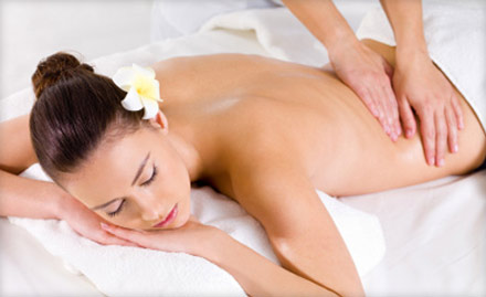 7 Studio Ladies Salon & Spa Baner - Rs 449 for Full Body Massage. Bust Stress and Relax!