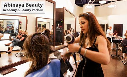 Abinaya Beauty Parlour & Training Institute Gandhipuram - Rs 29 for 15 classes of basic beauty course