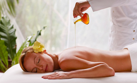 Mary Pink Beauty Care Koyambedu - Rs 589 for olive oil body massage or body polishing at your doorstep