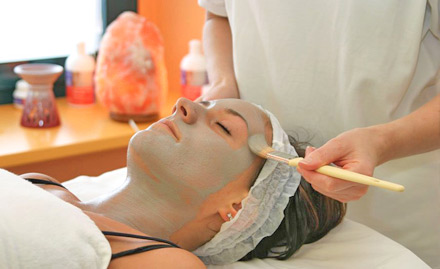 Aishwarya Beauty Clinic and Spa Centre Kalewadi Phata - Rs 499 for mud face clean-up, spa bleach, threading & waxing