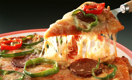 Neopolitan Pizza Borivali - Buy 1 pizza & get 50% off on 2nd pizza. Also enjoy unlimited meal!