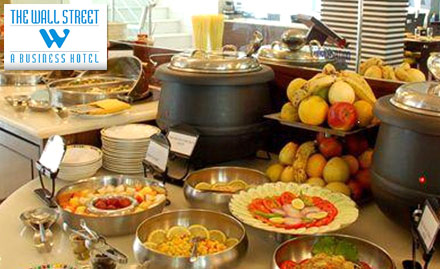Conversation Restaurant MI Road - Relish the lavish spread! Enjoy dinner buffer for 2 people at Rs 499 