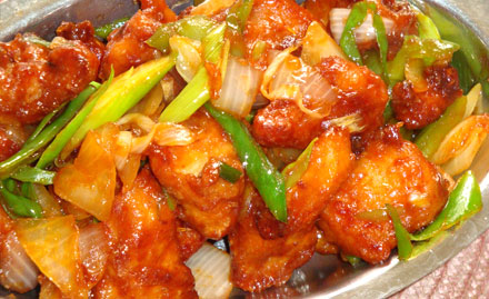 Hot Pot Sector 47 - 50% off on Chinese snacks & main course. Enjoy veg & non-veg delicacies!