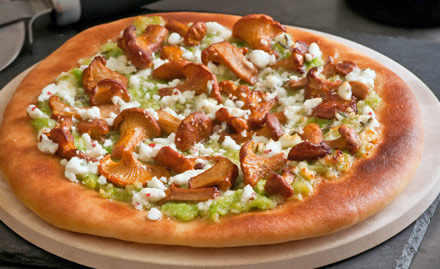 Waylay Malviya Nagar - Get a mocktail absolutely free on purchase of any medium paneer tikka or mushroom pizza