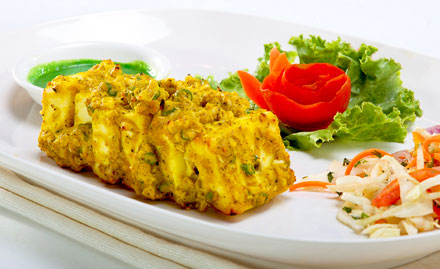 Repose Restro Lounge Sadar Bazaar - 15% off on total food bill. Exotic food & all that of a lively lounge!