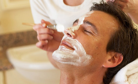 New Lucky Salon Court Circle - Rs 199 for facial, haircut and shaving