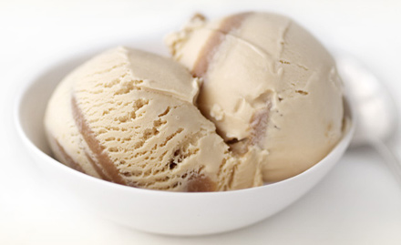 Cream En Creamy Mogappair - Enjoy buy 1 get 1 free offer on ice-creams!