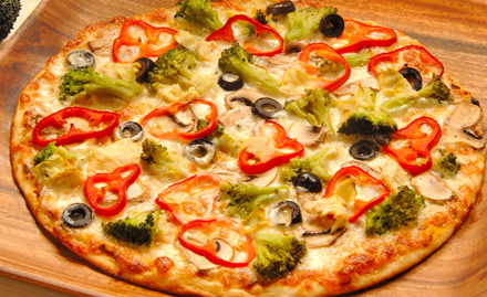Pizza Crust Sakar Centre Point - Buy any pizza and get 50% off on second pizza