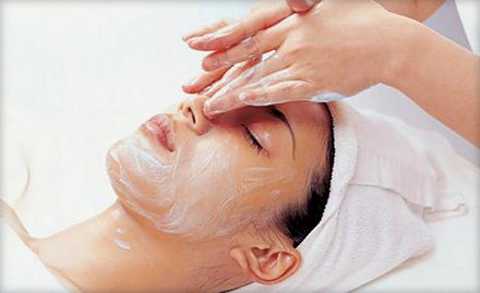 Anu Beauty Care Muncipal Colony - 30% off on pre-bridal & bridal packages. Redefine your looks!