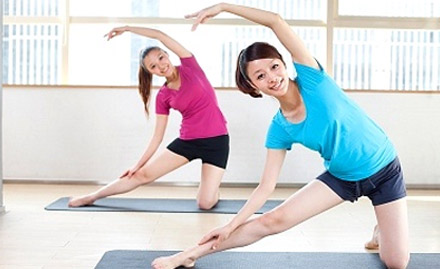 Pragya yog center Old Palasiya - Get 4 yoga sessions at Rs 19