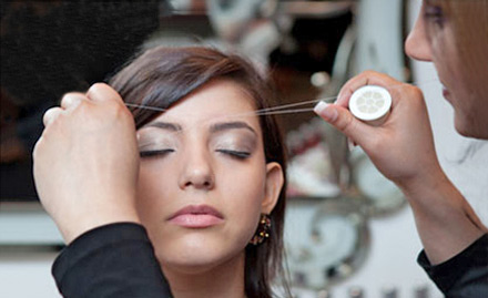 Tisha's Beauty & Spa Kondhwa - Get 60% off on all services. Upscale ladies salon!