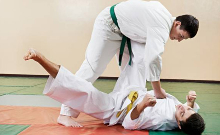 Academy Of Martial Art Shyampur Chanditala Rd - Get 5 sessions of martial art worth Rs 100. Learn the technique of self defense!