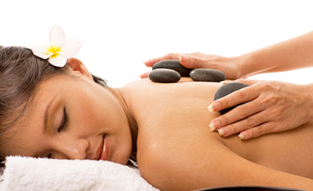 The Oak Spa Green Park - Feel refreshed and rejuvenated with spa services at just Rs 699!