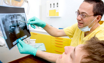 Aeolian Dental Clinic Aurobindo Sarani - Rs 179 for scaling, polishing, x-ray, plaque test, consultation & more