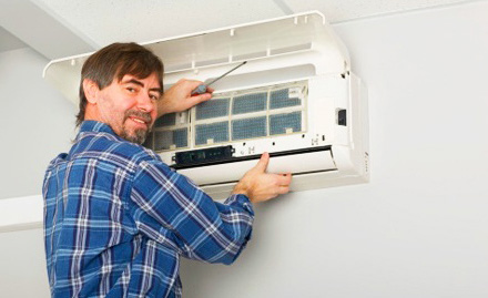 Speed Air Conditioner Doorstep Services - Get 30% off on window or split AC service at your doorstep. Also get 32% off on annual maintenance!