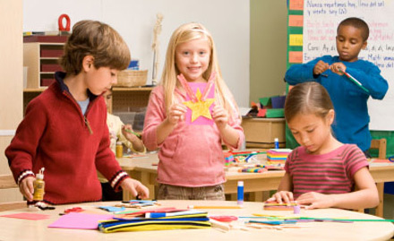 Lotus Art Academy Station Road - Get 4 art & craft classes. Also get 20 off on further enrollment!