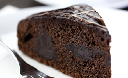 V Lyengar Cake Mane R T Nagar - 20% off on cakes & bakery. Add a pinch of sweetness to your celebration!