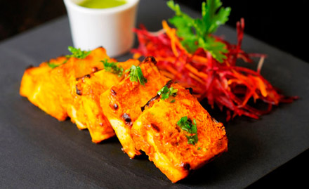 The Blues Restaurant And Bar Sakchi - Rs 9 to get 10% off on food bill