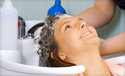 Odell 4 Hair Unisex Saloon Patiala Road - Get upto 58% off on hair rebonding!