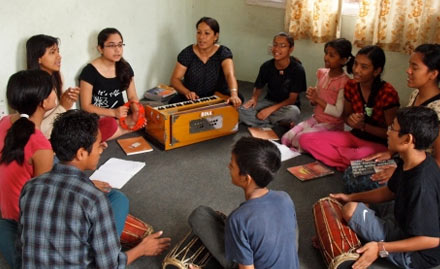 Nrivaga-Kala Kaksh Shekhpura - Get 3 music sessions to learn classical music, Tabla or more!
