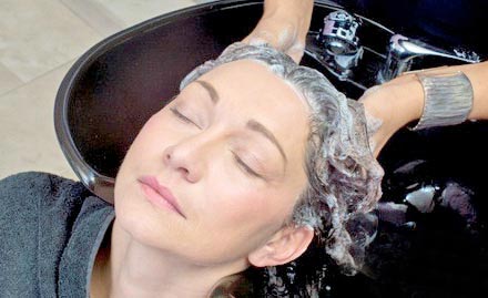 Unique The Family Salon Mem Nagar - Get facial, bleach, waxing, hair smootheing & more starting at just Rs 399