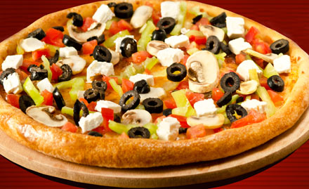 Pizza Parlour Golghar - Upto 50% off on pizza at just Rs 19. Pizza treat!