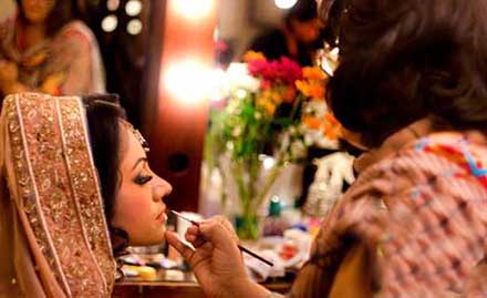 Roses Tina's Beauty Parlour Prasanthi Nagar - Rs 3519 for bridal makeup, dress draping & hair styling!