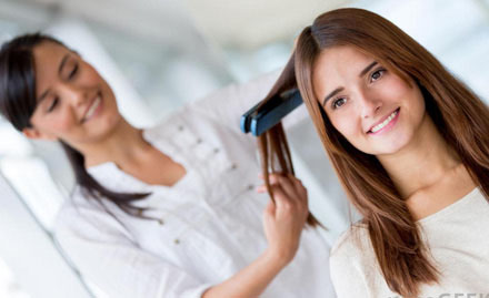 Roshini Beauty Care & Spa Velachery - 3 classes of basic beauty course. Also get 50% off on further enrollment!