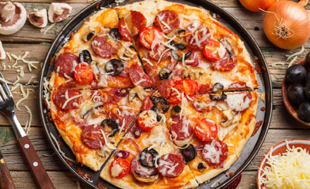 La Pezzo Mohali - Get medium pizza free on purchase of large or extra large pizza