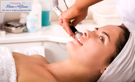Natural Slim N Glow Clinic Andheri East - 40% off on skin care treatments for just Rs 9. Exfoliate your skin!