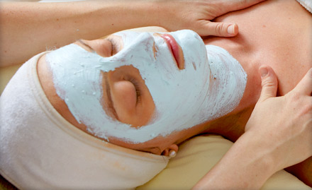 Shine & Smile Beauty Parlour Sholinganallur - 50% off on beauty services. Pamper yourself!
