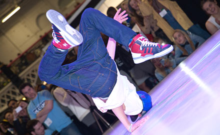  Bounce Naveen's Dance Company Ganapathy Nagar - 30% off on monthly membership fee for just Rs 9. Get your groove on!