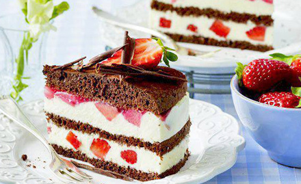 Sundays Bakers Confectioner Shyam Nagar - 30% off on all cakes and pastries. Enjoy yummy delights!