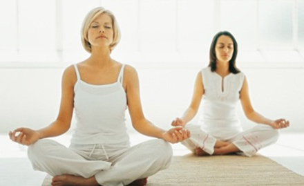 Navyoga & Reiki Healing Science Mayur Vihar Phase 2 - 3 yoga classes. Also get 20% off on further membership!