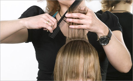 New Hidden Beauty Ladies Saloon Hussaini Alam - 50% off on beauty services. Get a radiant skin!