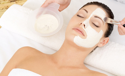 Nihar Beauty Salon Sector 25, Gurgaon - Upto 62% off on skin and hair care services. Exceptionally extravagant!