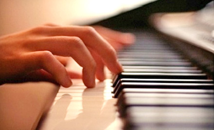 Octaves Music Centre Manikonda - Rs 29 for 3 music classes. Don't miss this chance to learn piano, guitar, violin and more!