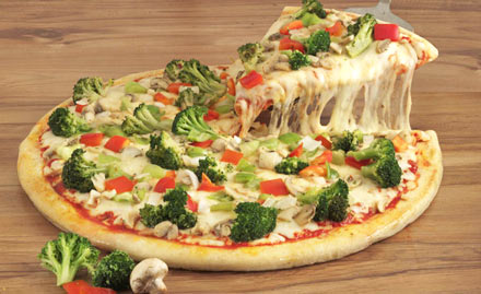 Wonderful Pizza Point Vidhyadhar Nagar - Enjoy regular pizza free on purchase of large pizza. Enjoy authentic Italian meal!