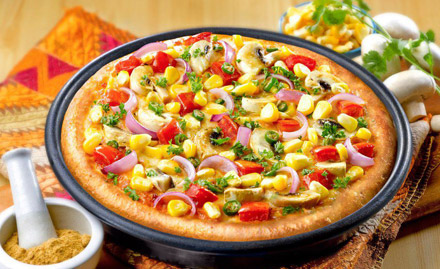 Momento Pizza Kandivali - Buy 1 get 1 free offer on medium & large pizza