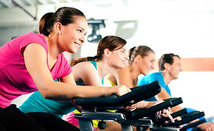 SS Fitness Zone Nirala Nagar - Rs 19 for 3 gym sessions. Plan your fitness regimen!