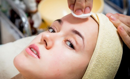 Joycut Beauty Station Hair Academy Model Town - Upto 68% off on hair care and beauty services. For the ultimate beauty solution!
