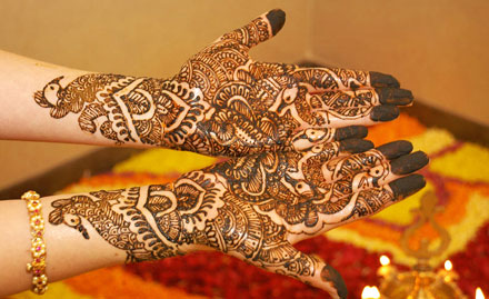Sagar Mehandi Arts Vontikoppal - 30% off on bridal mehendi. For traditional and contemporary designs!