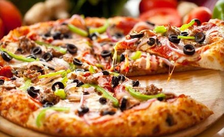 Pizza Park Perungalathur - Buy 1 medium pizza and 1 regular pizza absolutely free. Delight your taste buds with cheesy pizza!
