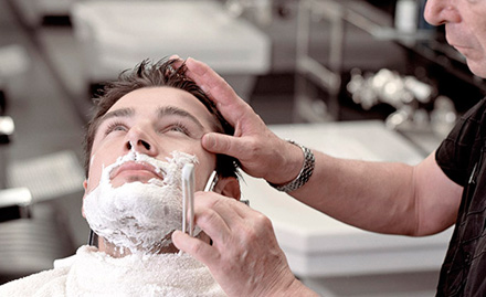 Veeraa Men's Beauty Parlour Pappanaicken Palayam - 30% off on all grooming services. Get facial, bleach, shaving, hair cut, manicure & more!