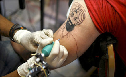 Replay Style Check Hazratganj - 50% off on permanent and temporary tattoos!
