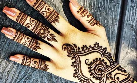 Ananya Mehandi Artists Doorstep Services - 30% off on a minimum bill of Rs 1000