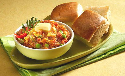 Kaka Ni Bhaji Pav And Fast Food Odhav - 25% off on total bill. Enjoy sumptuous Bhaji pav, Paneer tikka, Tomato soup & more!