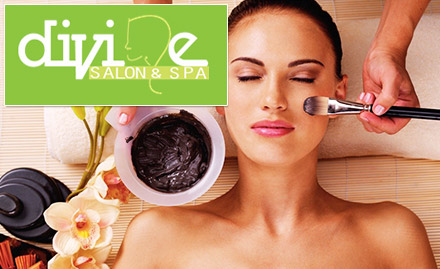 Divine Salon & Spa Lal Bangla - 40% off on beauty and spa services. Get facial, bleach, hair spa, Aroma therapy, haircut, manicure and more!